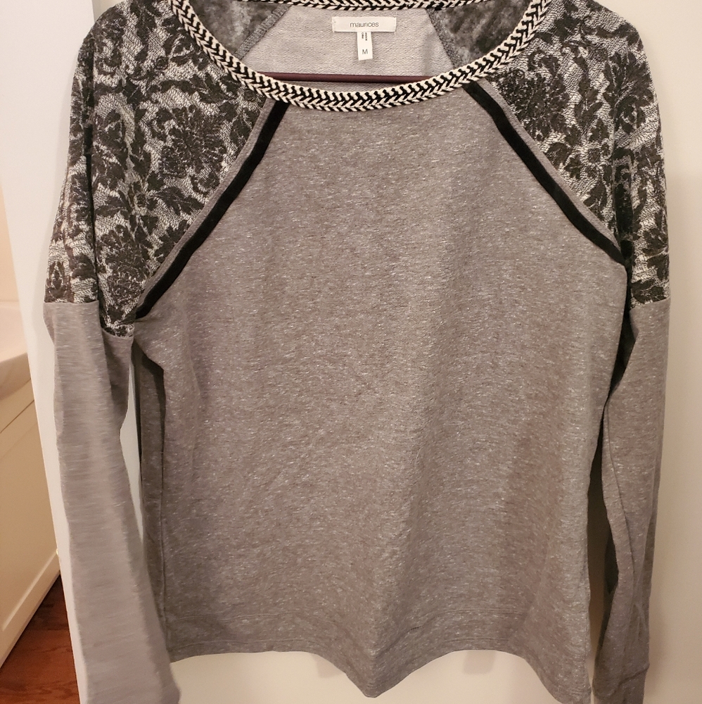 Maurice's long sleeved sweater